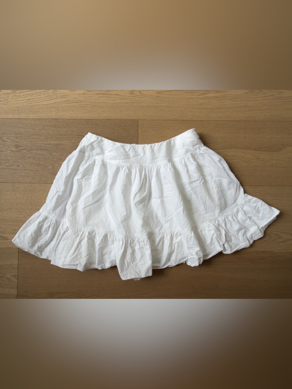 Uniqlo White Ruffled Mini Skirt